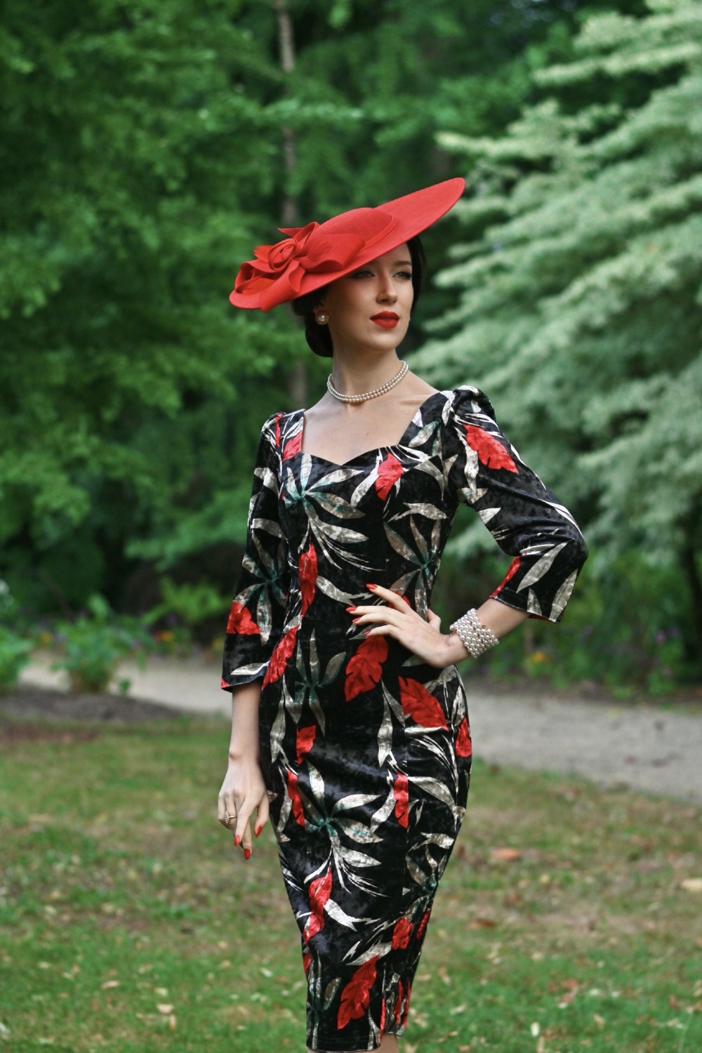 Ada Velvet Floral Wiggle Dress